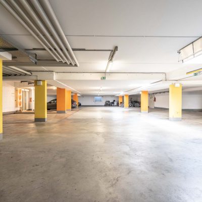 Beim Schrey Parkhaus